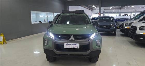 MITSUBISHI L200 TRITON 2.4 16V TURBO DIESEL SPORT SAVANA CD 4P 4X4 AUTOMÁTICO MITSUBISHI L200 TRITON 2.4 16V TURBO DIESEL SPORT SAVANA CD 4P 4X4 AUTOMÁTICO
